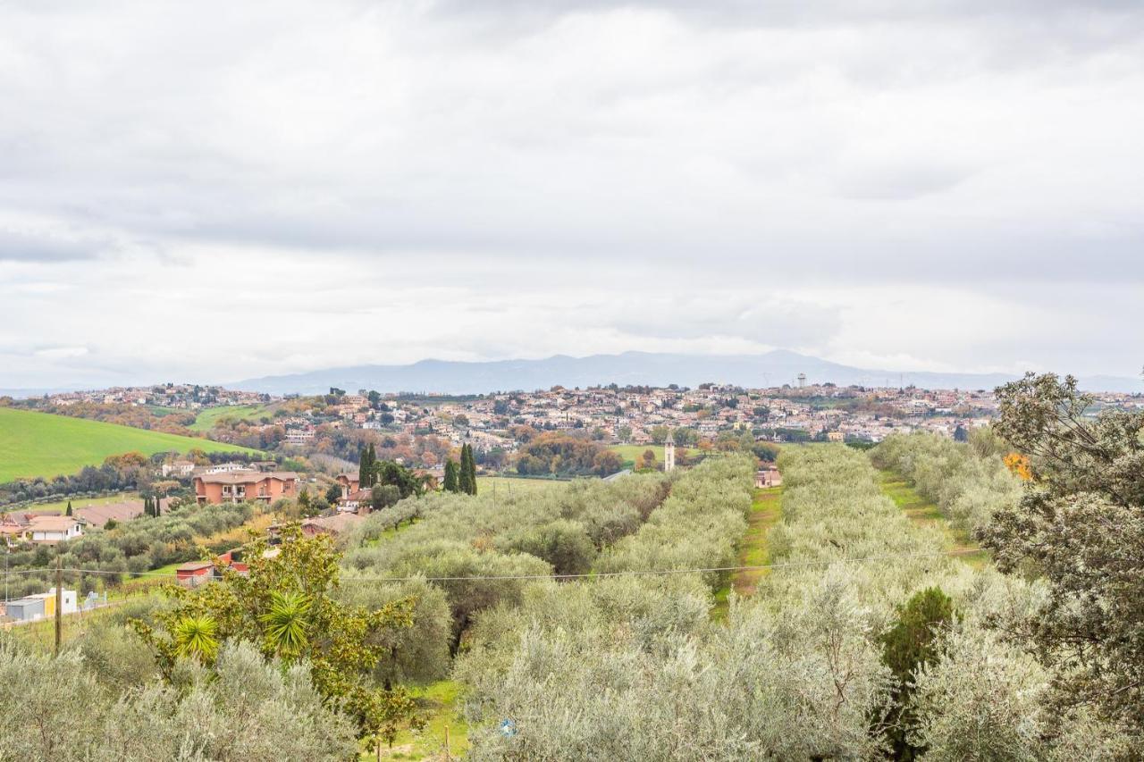 Villa Mary Fonte Nuova Luaran gambar