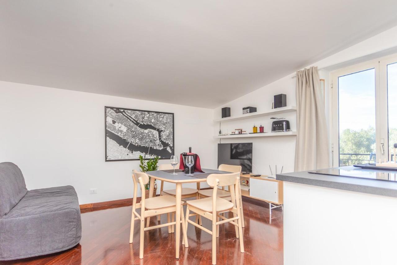 Villa Mary Fonte Nuova Luaran gambar